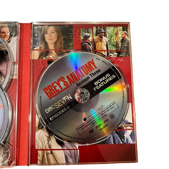 Greys Anatomy Season Three Seriously Extended DVD 2006 Y2K Hospital Medical TV - Picture 8 of 10